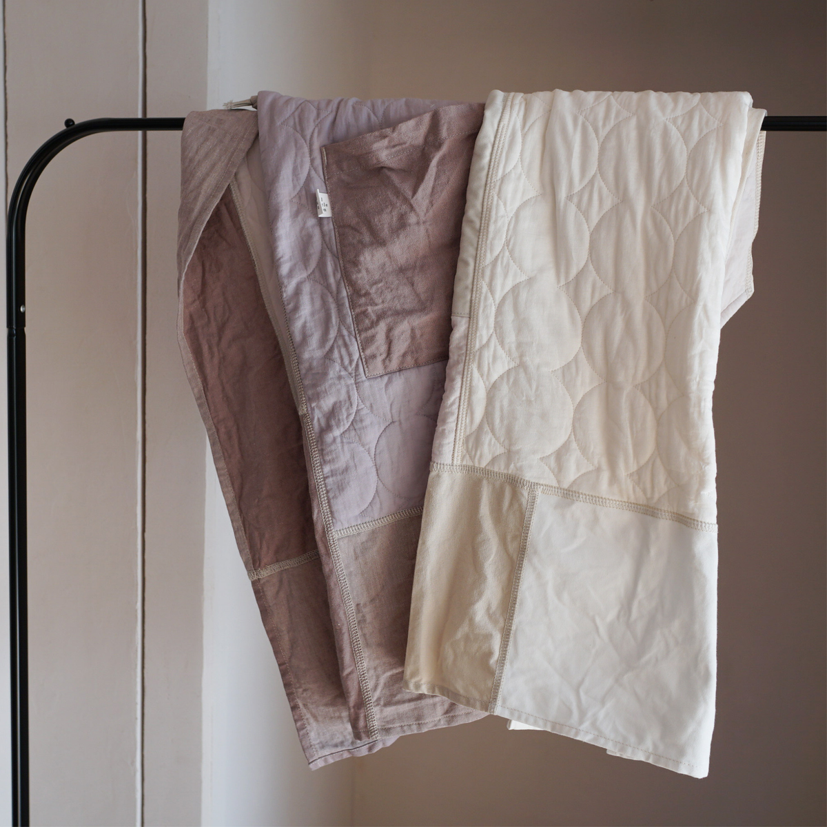 パッチワークエプロン　3sun × Another YARN HOME